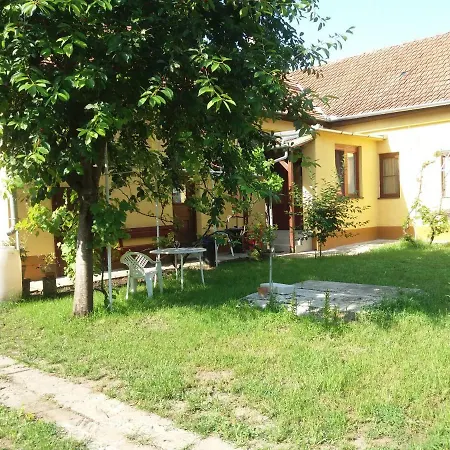 Harsfak Villa Mezokovacshaza Exterior photo